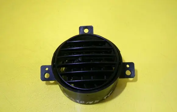 KIA Retona Dashboard side air vent grill/cover trim 