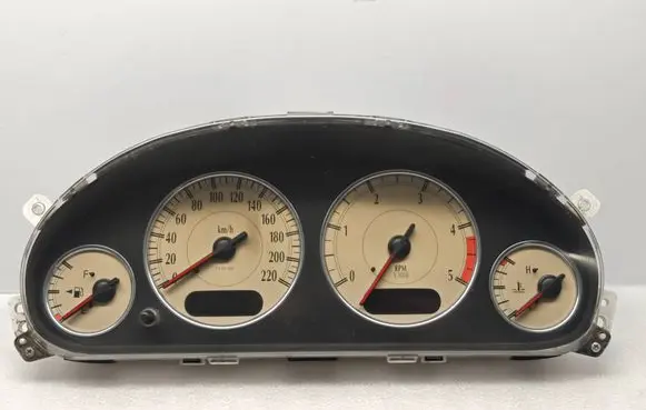 Chrysler Voyager Speedometer (instrument cluster) R826AH P05082826AH MN1575205383