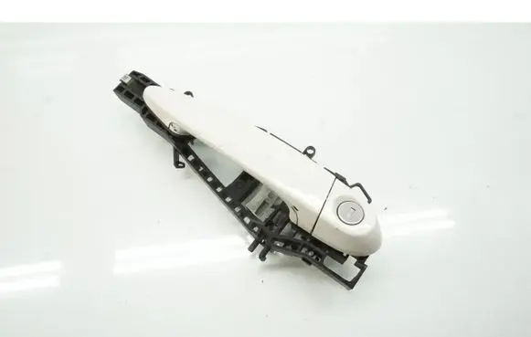 BMW 1 E82 E88 Front door exterior handle