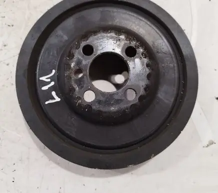 Volkswagen PASSAT B6 Crankshaft pulley 03G105243