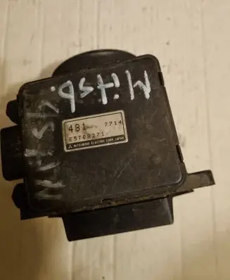 Mitsubishi Space Wagon Mass air flow meter 5T08271