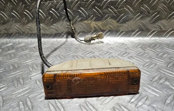 Volkswagen Golf II Front indicator light 191953155