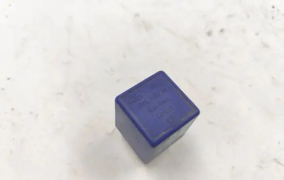 Ford Sierra Other relay 85BG7P067BA