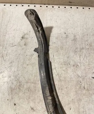 Volkswagen PASSAT B6 Front bumper mounting bracket 3C0807177