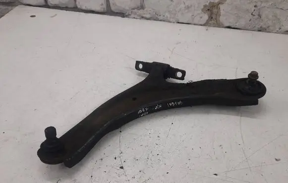 Nissan Qashqai Front lower control arm/wishbone