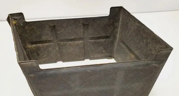 Hyundai Genesis Battery box tray 