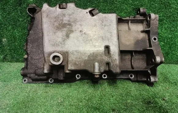 Opel Insignia A Oil sump 55563939