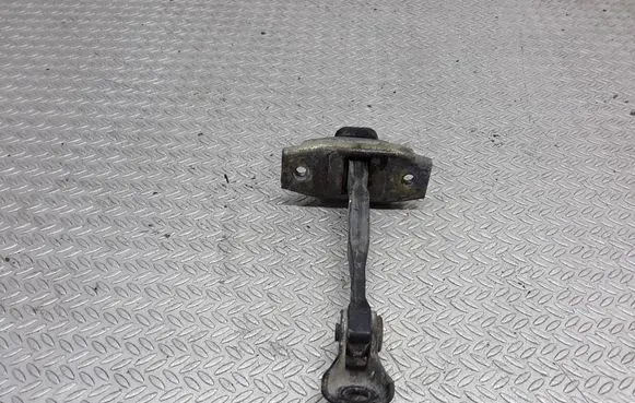 Toyota Avensis Verso Rear door check strap stopper