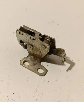 Loading door lock