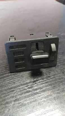Fog light switch