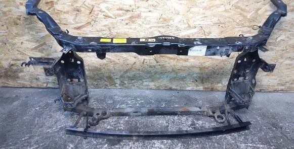 Nissan Qashqai Radiator support slam panel