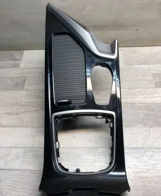 Hyundai i40 Other center console (tunnel) element 846703Z000