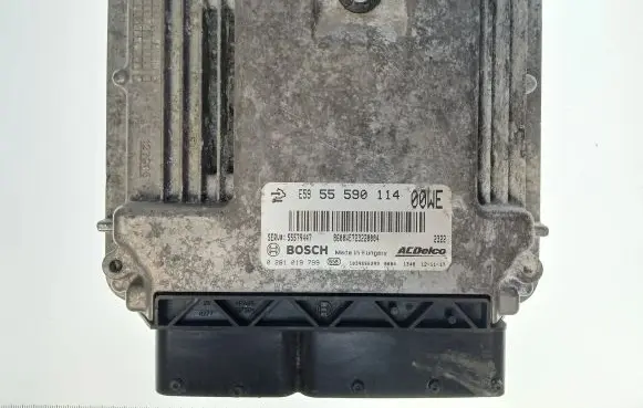 Opel Insignia A Engine control unit/module 0281019799 55579447 55590114