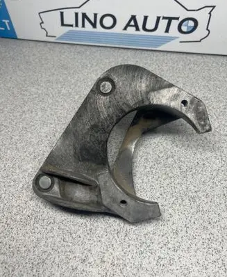 BMW 7 E65 E66 Engine mounting bracket 6758427