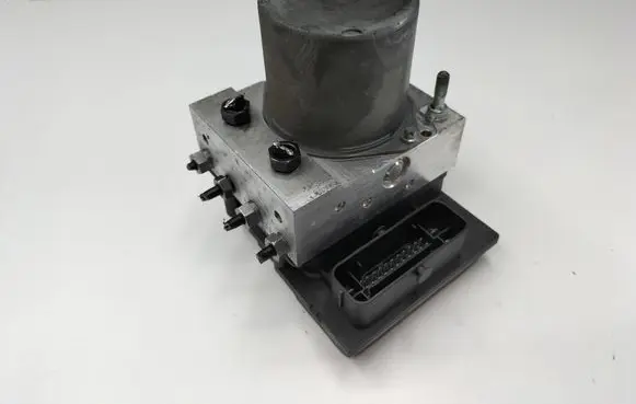 Audi A6 S6 C6 4F ABS Pump 4F0910517K 4F0614517K