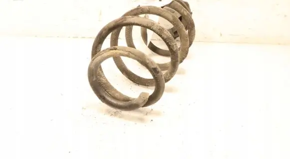 Mazda 3 Coil spring/strut mount 