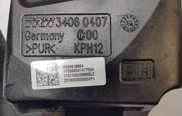 Volvo XC60 Rear seatbelt P039818864