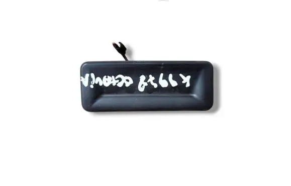 Skoda Octavia Mk2 (1Z) Tailgate opening switch 1Z0827574B