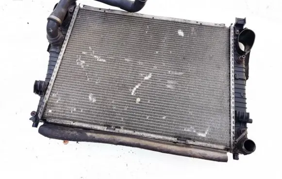 Mercedes-Benz S W220 Coolant radiator a2205050388 a2205002003