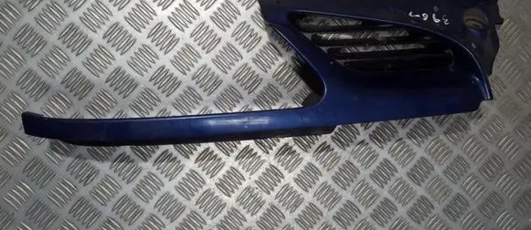 Renault Scenic I Front grill 7700834201