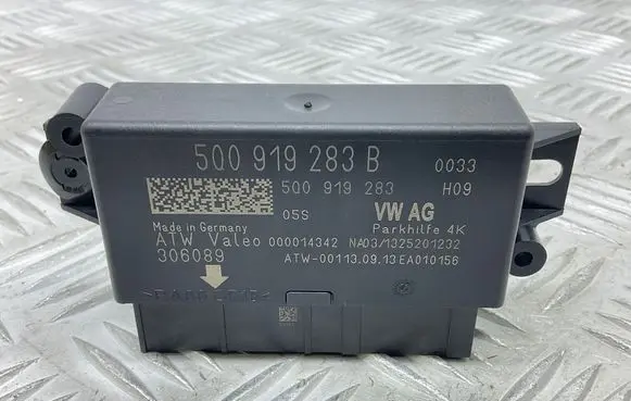 Skoda Octavia Mk3 (5E) Parking PDC control unit/module 5Q0919283B