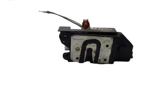 SsangYong Actyon Rear door lock A045035