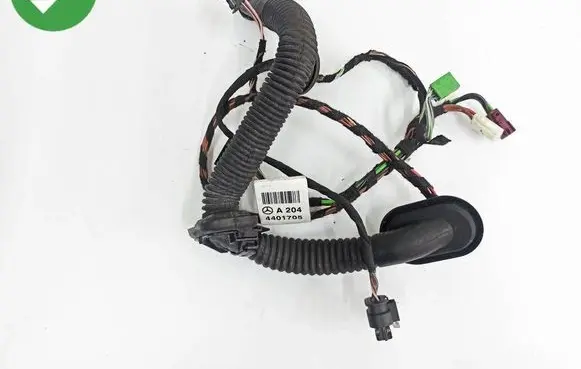 Mercedes-Benz C W204 Rear door wiring loom A2044401705