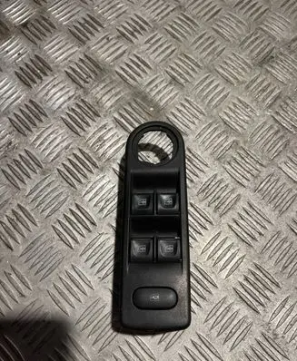Renault Captur Electric window control switch 254118722R