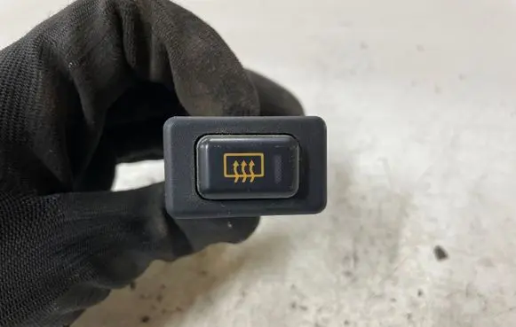 Mitsubishi Pajero Windscreen/window heater switch 56200