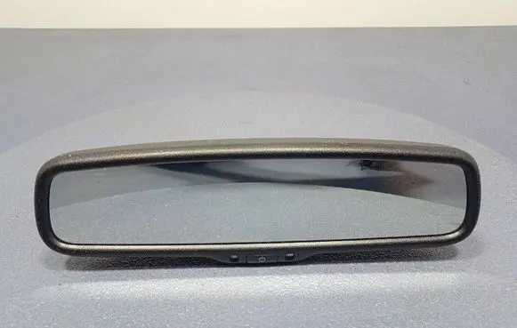 Rear view mirror (interior)