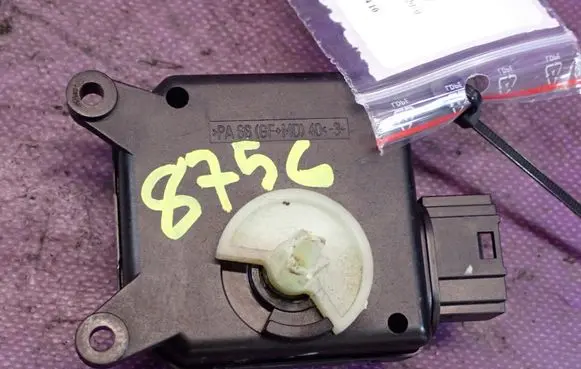 Opel Zafira B A/C air flow flap actuator/motor 