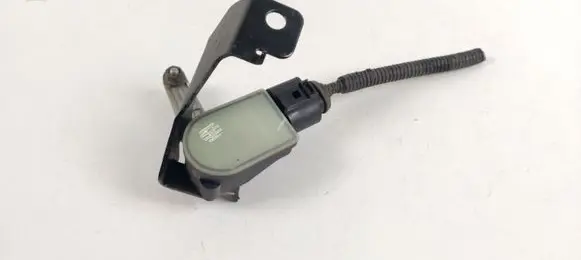 KIA EV6 Rear air suspension level height sensor 92190CV000