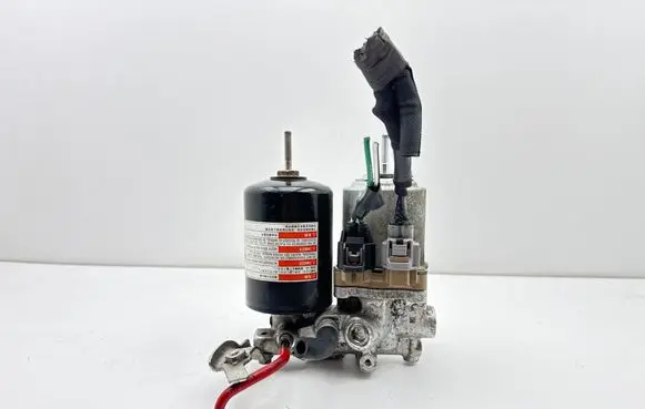 Toyota Auris E180 ABS Pump 4707012010
