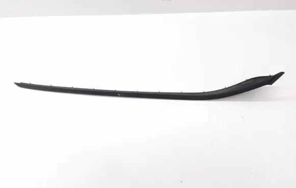 Windshield trim