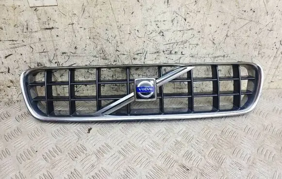 Volvo C70 Front bumper upper radiator grill 08620343 08678555