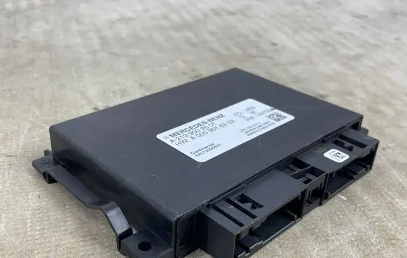 Mercedes-Benz E W213 Gearbox control unit/module A2139002501 A0009016202