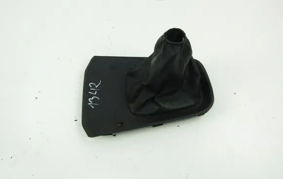 Nissan Primera Gear lever shifter trim leather/knob 96935AV600