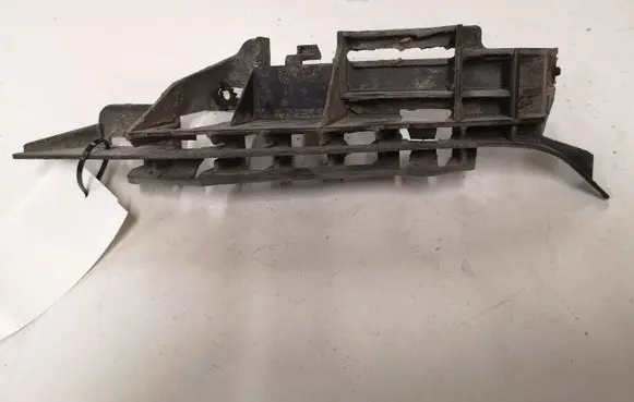 Peugeot 307 Front bumper mounting bracket 9643074580