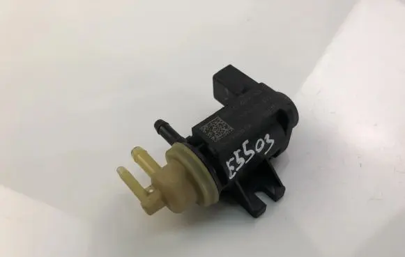 Volkswagen Golf VI Turbo solenoid valve 1K0906627B