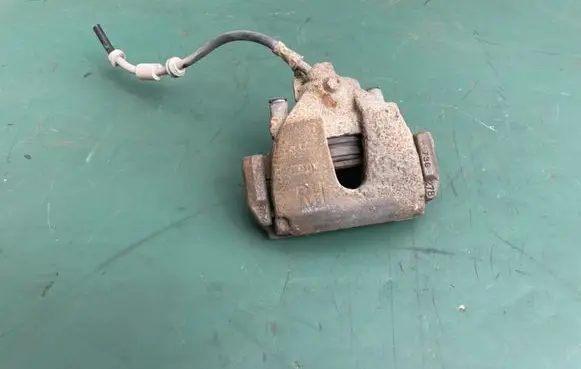 Ford Focus Front brake caliper 736278 R98AX2L231BB