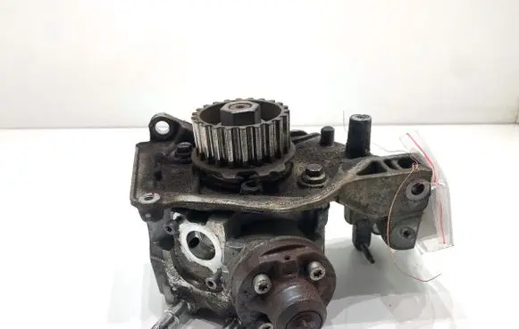 Peugeot 208 I Fuel injection high pressure pump 9811347380