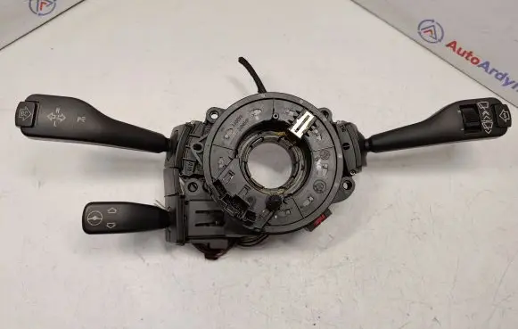 BMW 7 E38 Steering wheel axle set 61318375404