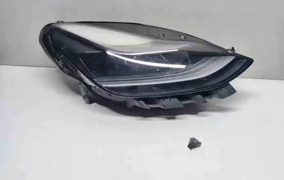 Tesla Model 3 Headlight/headlamp 151495300D