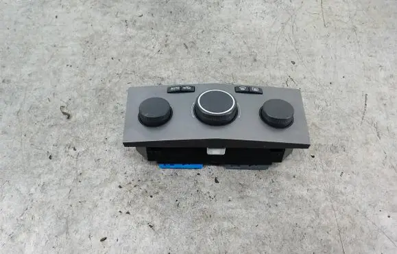 Opel Astra H Climate control/heater control trim 13122963