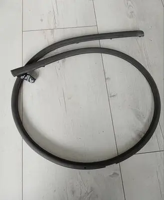 Skoda Octavia Mk3 (5E) Front door rubber seal 5E0837698A 5E0837698 5E5837142A