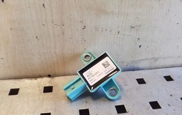 Audi A5 Sportback 8TA Airbag deployment crash/impact sensor 8K0955557C