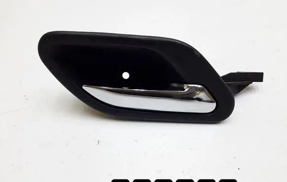 BMW M5 Loading door interior handle 8226050