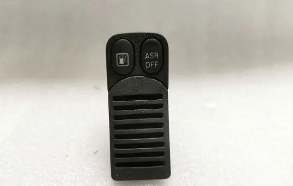 Alfa Romeo GT Fuel tank opening switch 156040104