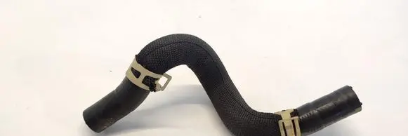 Engine coolant pipe/hose