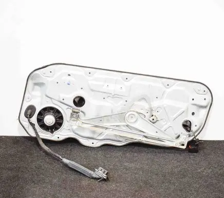 Volvo C30 Front door electric window regulator 8679978LH